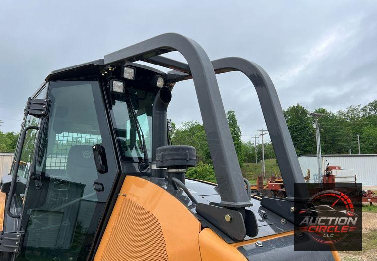 2020 Case 650M LT  dozer