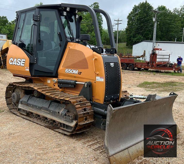 2020 Case 650M LT  dozer