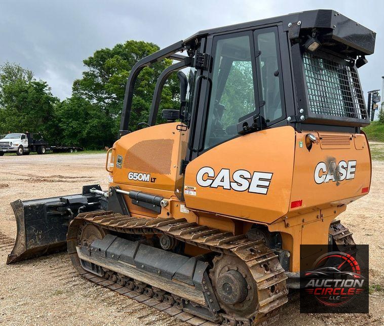 2020 Case 650M LT  dozer