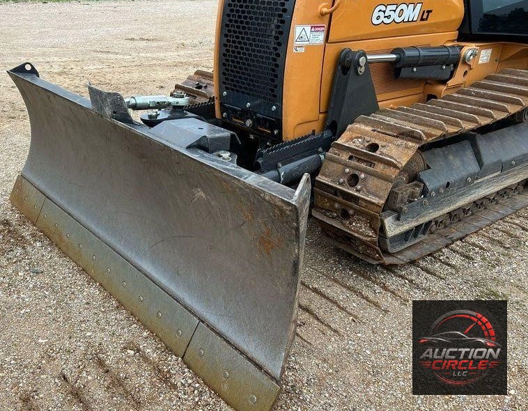 2020 Case 650M LT  dozer