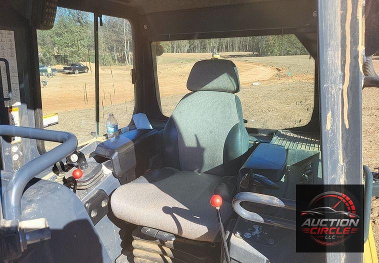 2020 John Deere  550K LGP dozer