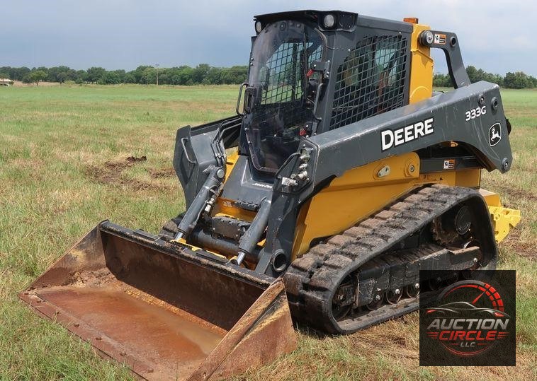 2018 John Deere 333G skid steer