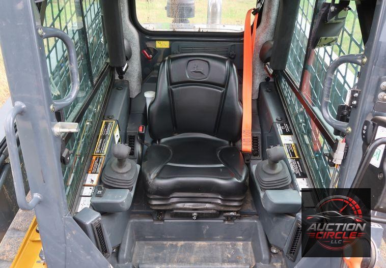 2018 John Deere 333G skid steer