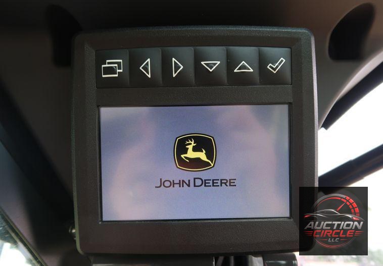 2018 John Deere 333G skid steer