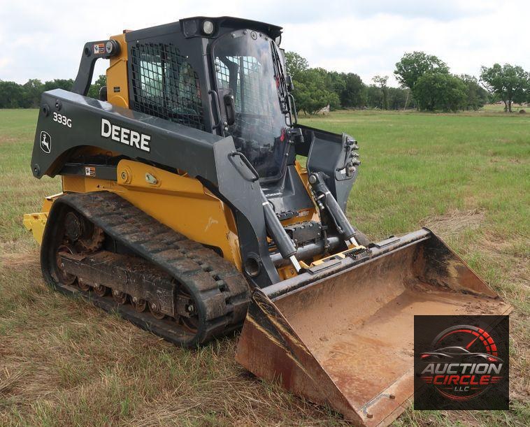2018 John Deere 333G skid steer