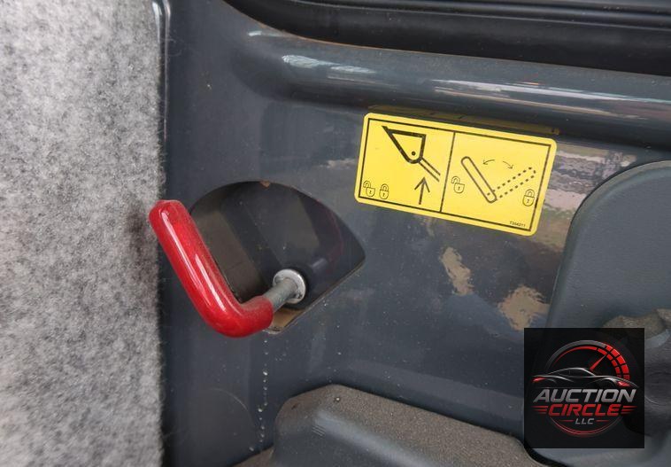 2018 John Deere 333G skid steer