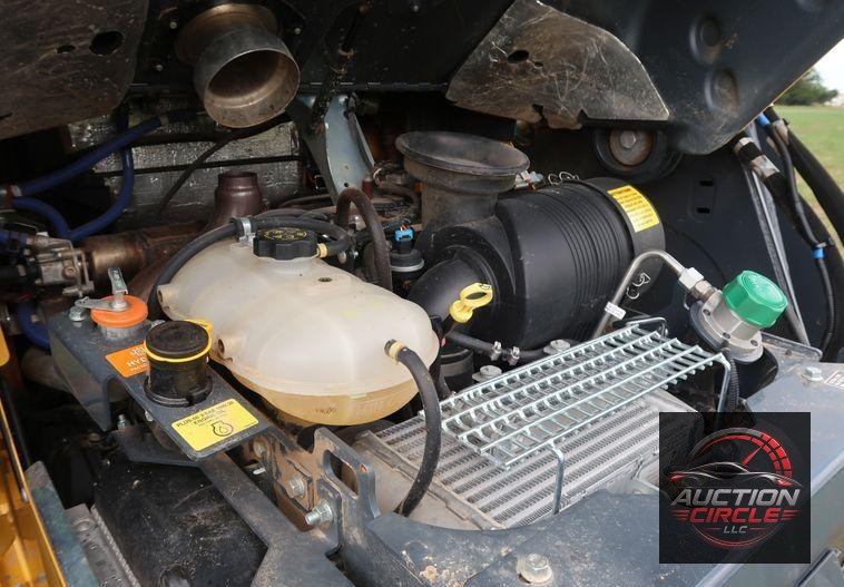 2018 John Deere 333G skid steer