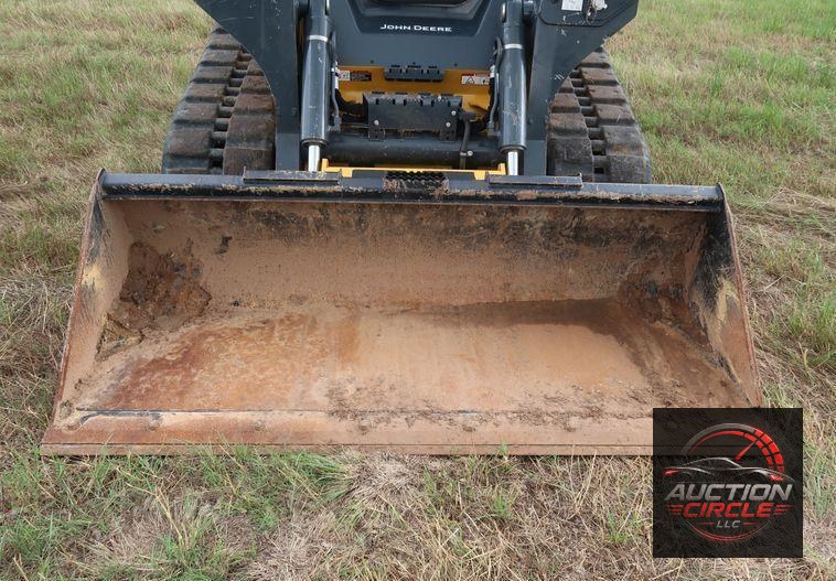 2018 John Deere 333G skid steer