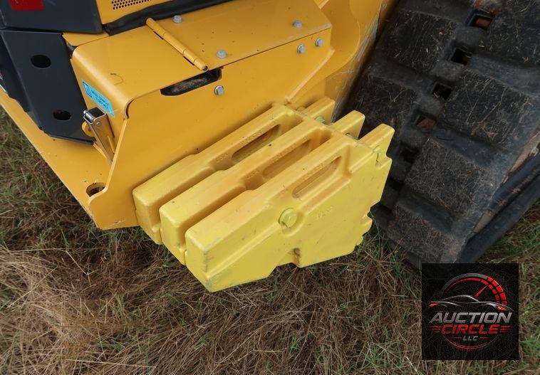 2018 John Deere 333G skid steer