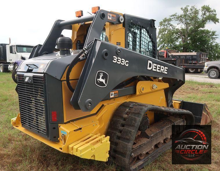 2018 John Deere 333G skid steer