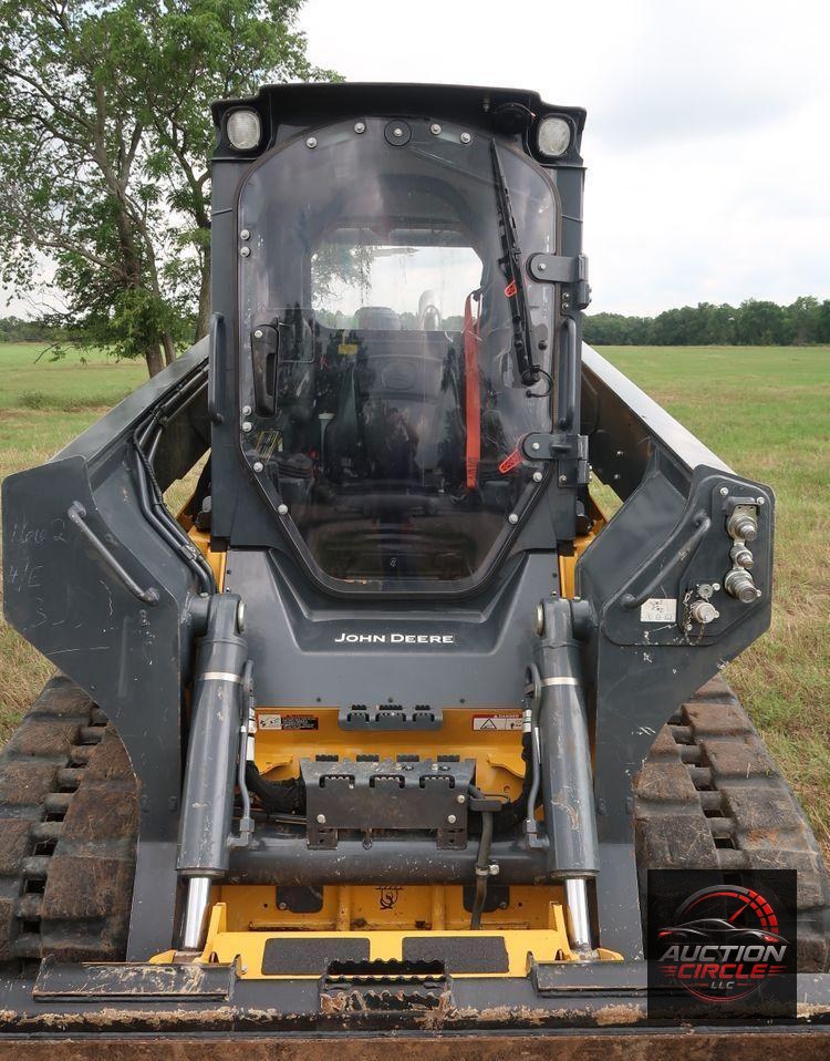 2018 John Deere 333G skid steer