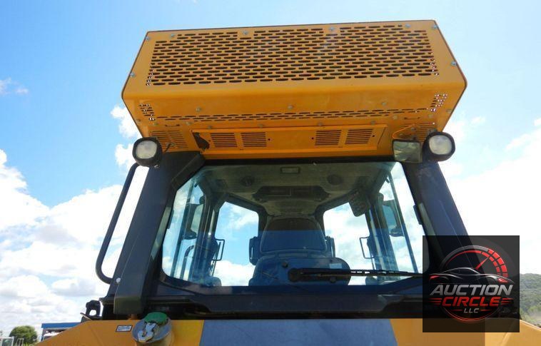 2015 John Deere 700K LGP  dozer