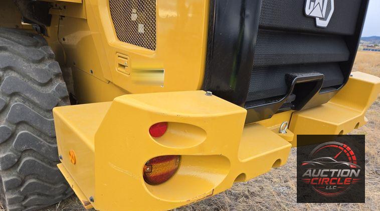 2023 Caterpillar 930M wheel loader