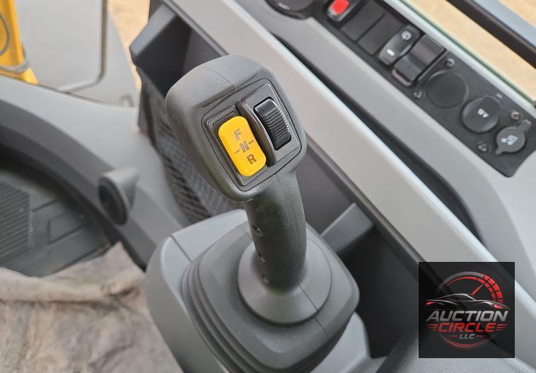 2023 Caterpillar 930M wheel loader