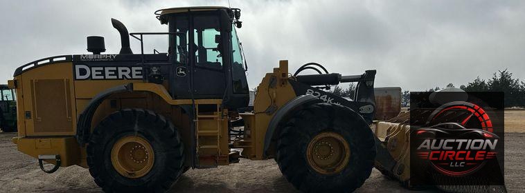2016 John Deere 824K wheel loader