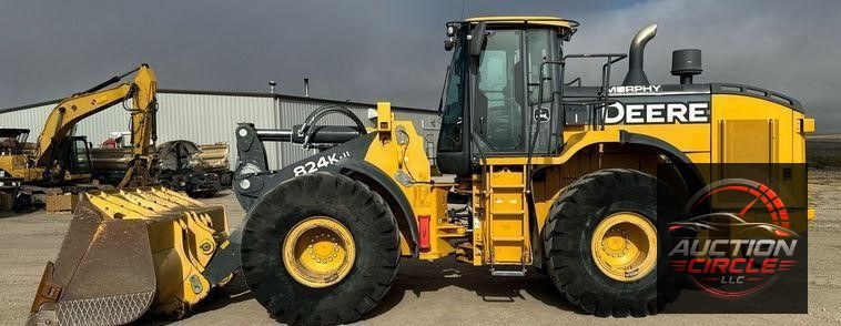 2016 John Deere 824K wheel loader