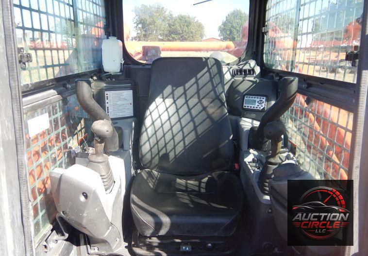 2018 Kubota SVL95-2S skid steer