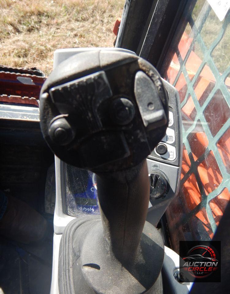 2018 Kubota SVL95-2S skid steer