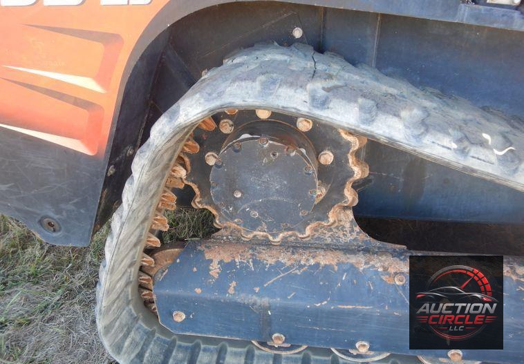 2018 Kubota SVL95-2S skid steer