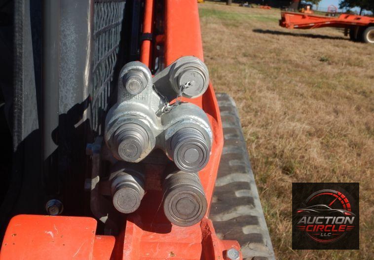 2018 Kubota SVL95-2S skid steer