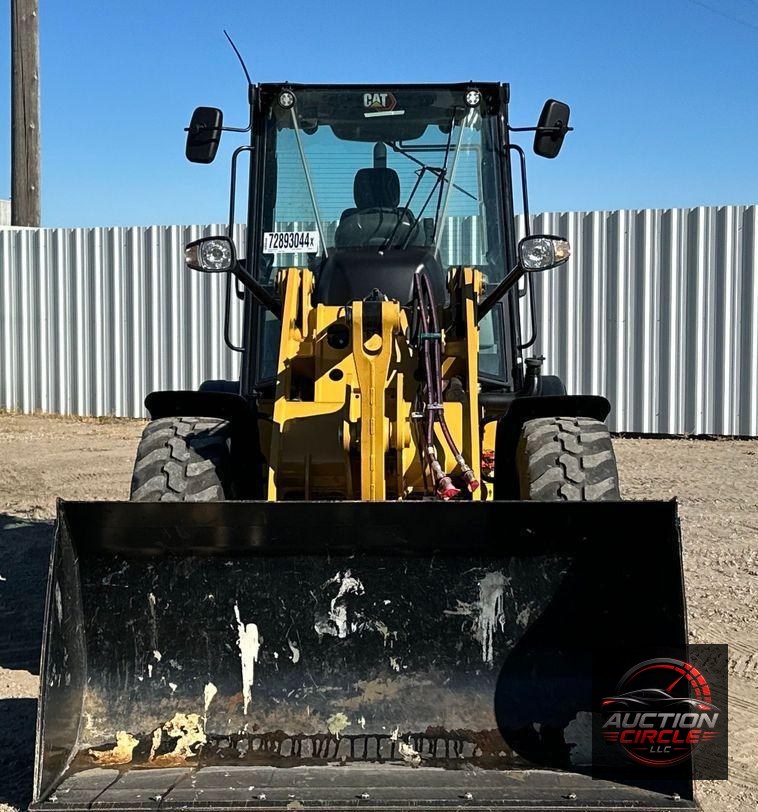 2022 Caterpillar 908M wheel loader