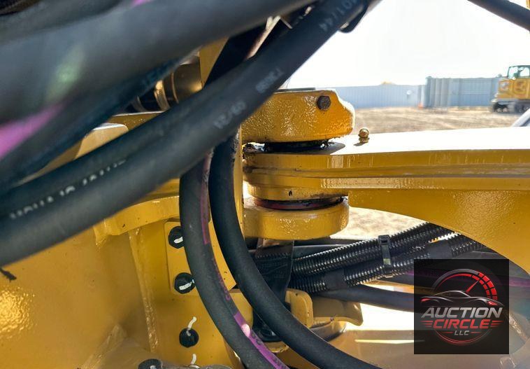 2022 Caterpillar 908M wheel loader