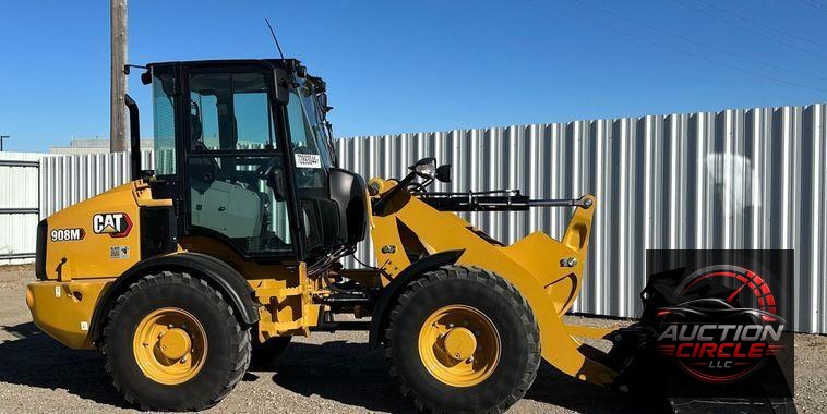 2022 Caterpillar 908M wheel loader