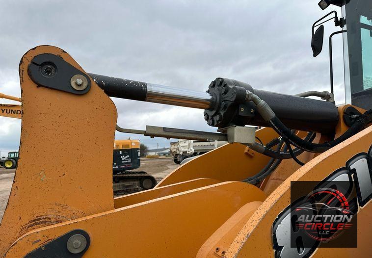 2013 Case 821F wheel loader