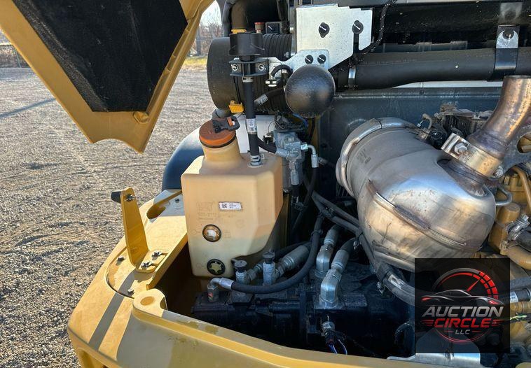 2023 Caterpillar 908 wheel loader