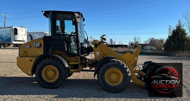 2023 Caterpillar 908 wheel loader