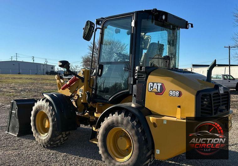 2023 Caterpillar 908 wheel loader