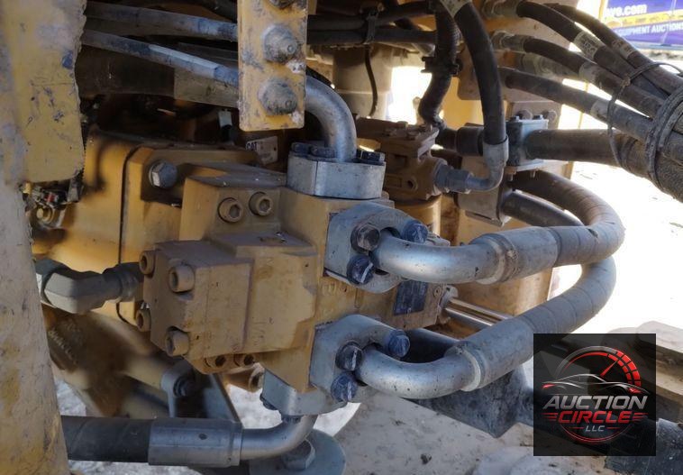 2020 Caterpillar 926M high lift wheel loader