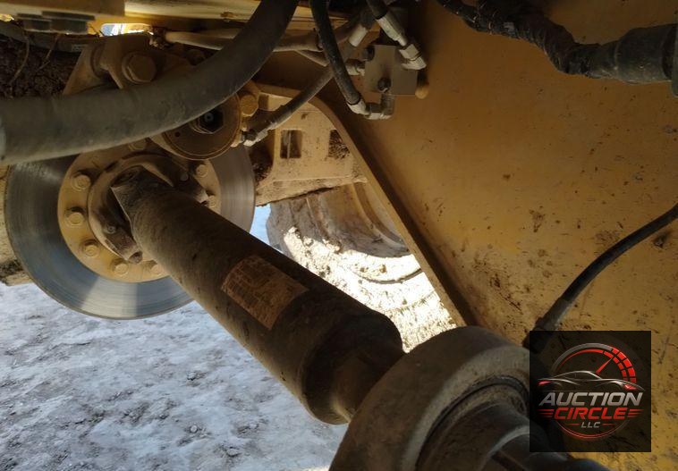 2020 Caterpillar 926M high lift wheel loader