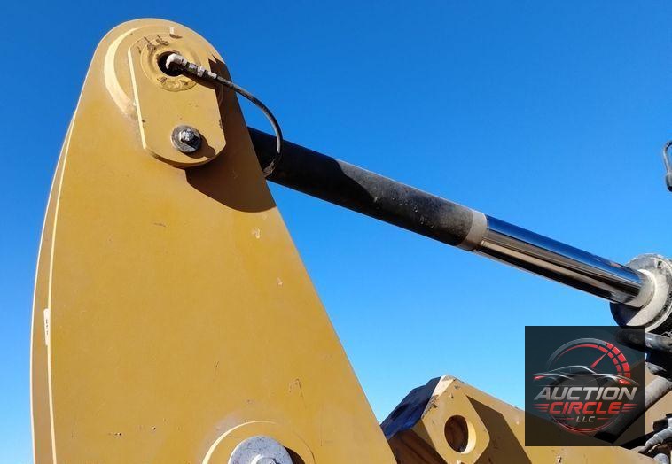 2020 Caterpillar 926M high lift wheel loader