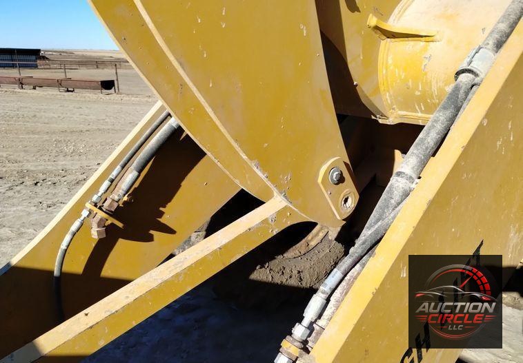 2020 Caterpillar 926M high lift wheel loader