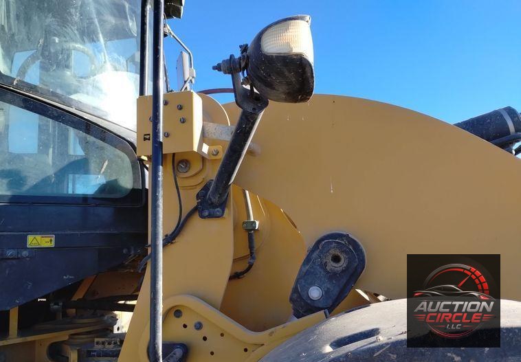 2020 Caterpillar 926M high lift wheel loader