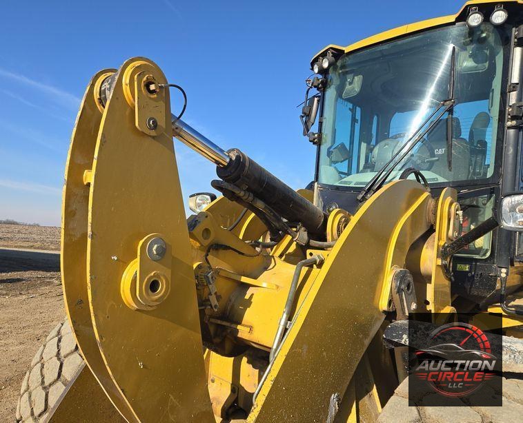 2015 Caterpillar  926M wheel loader