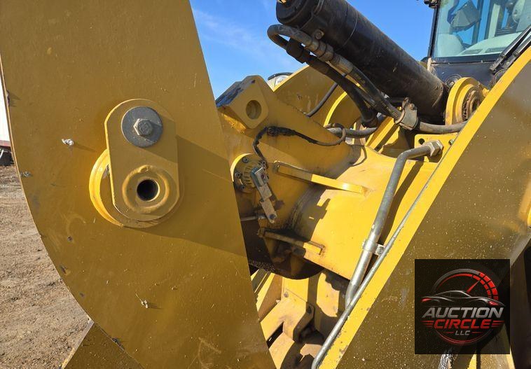 2015 Caterpillar  926M wheel loader