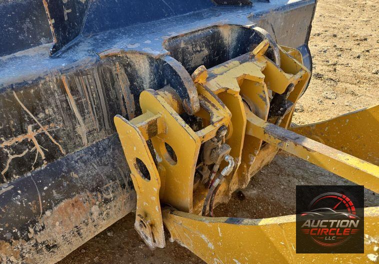 2015 Caterpillar  926M wheel loader