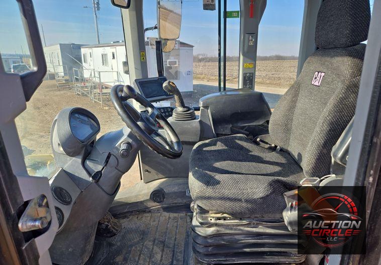 2015 Caterpillar  926M wheel loader