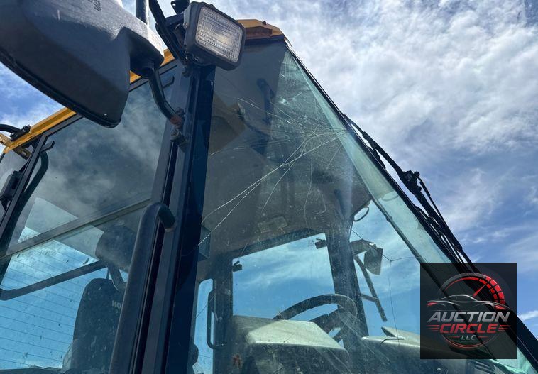 2014 Komatsu  WA270-7 wheel loader