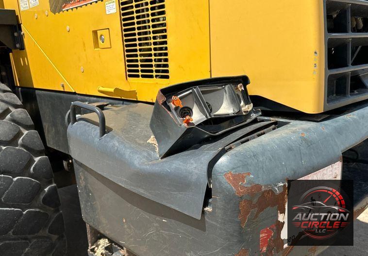 2014 Komatsu  WA270-7 wheel loader