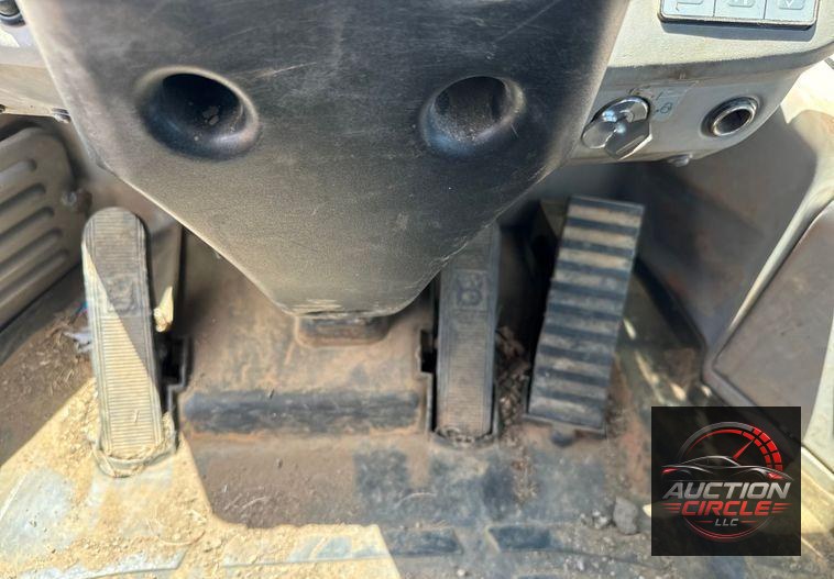 2014 Komatsu  WA270-7 wheel loader