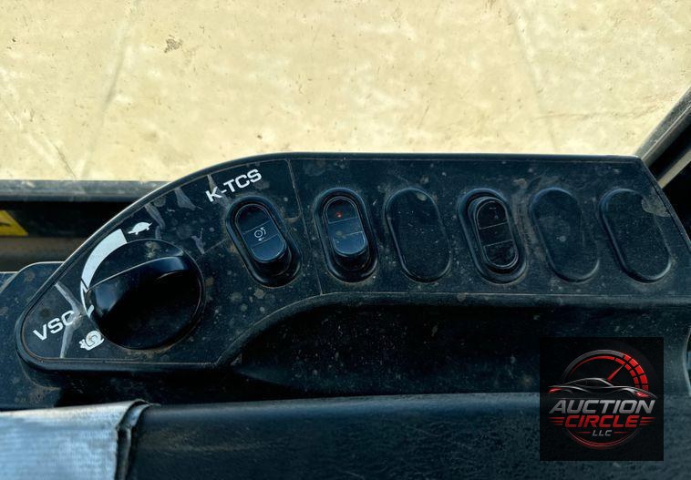 2014 Komatsu  WA270-7 wheel loader
