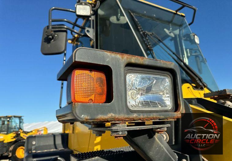 2021 Komatsu WA200-8 wheel loader