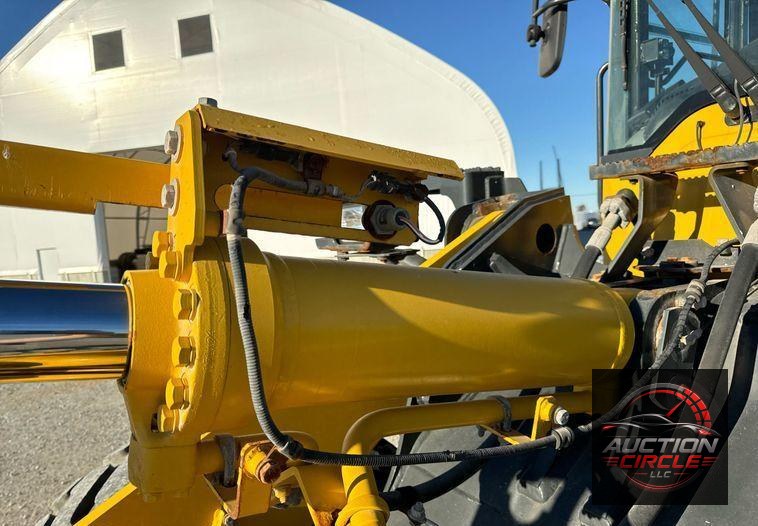2021 Komatsu WA200-8 wheel loader