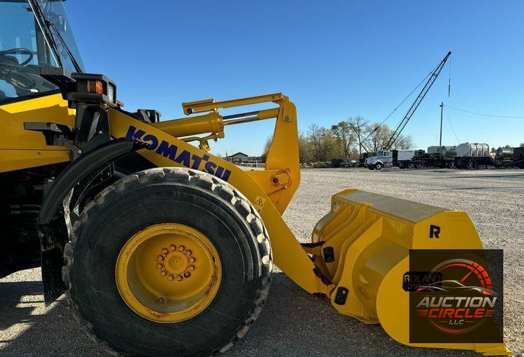 2021 Komatsu WA200-8 wheel loader