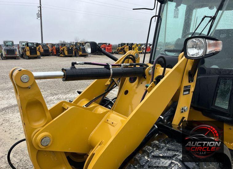 2022 Caterpillar  906M wheel loader