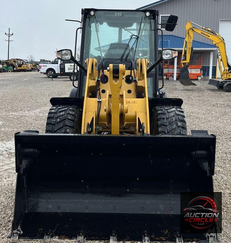 2022 Caterpillar  906M wheel loader