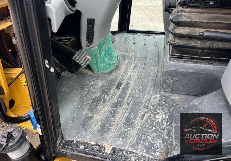 2022 Caterpillar  906M wheel loader